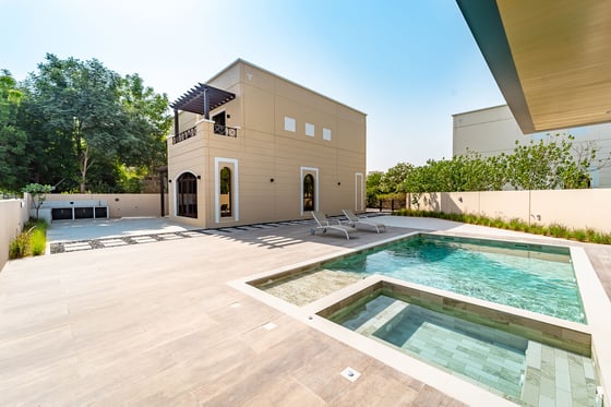 Top Location | Modern Upgrades | Large Plot, picture 1