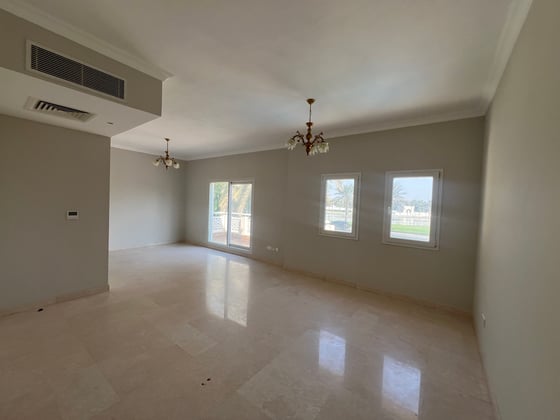 Private Pool | Landscaped | Ready to Move Now, picture 10