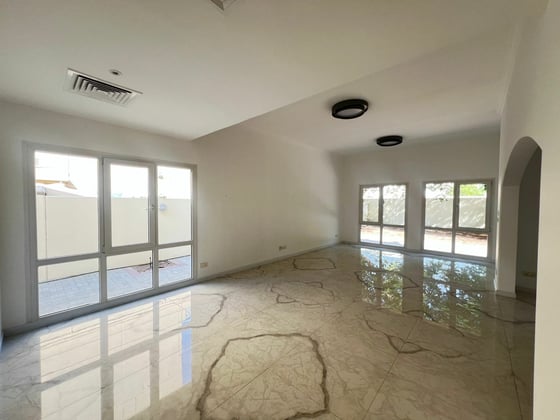 Fully Renovated | Landscaped | Available Now, picture 6