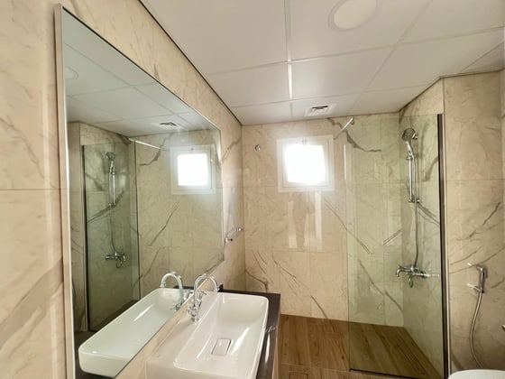 Fully Renovated | Landscaped | Available Now, picture 8
