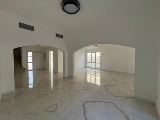 Fully Renovated | Landscaped | Available Now, picture 2