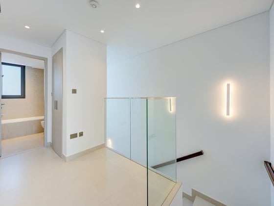Modern Finish  |  Brand New  |  Vacant Soon, picture 6