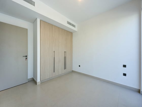 Modern Finish  |  Brand New  |  Vacant Soon, picture 12