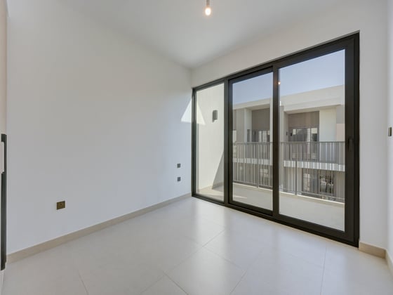 Modern Finish  |  Brand New  |  Vacant Soon, picture 7