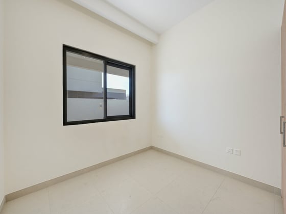 Corner Plot | Single Row | Great Location, picture 9