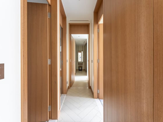 Fully Furnished | Mid Floor | Prime Location, picture 17