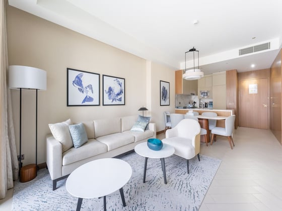 Fully Furnished | Mid Floor | Prime Location, picture 1