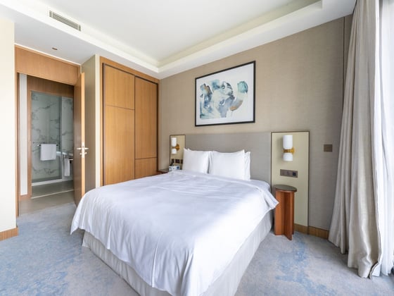 Fully Furnished | Mid Floor | Prime Location, picture 11
