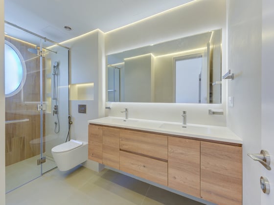 Lake View | Type 3E | Fully Upgraded...., picture 17