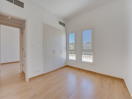 Lake View | Type 3E | Fully Upgraded...., picture 16