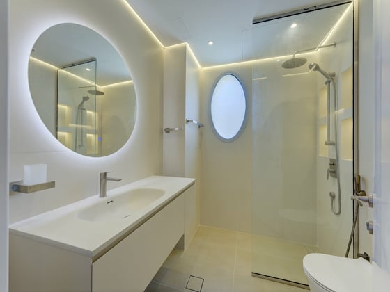 Lake View | Type 3E | Fully Upgraded...., picture 18