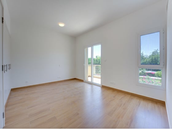 Lake View | Type 3E | Fully Upgraded...., picture 9