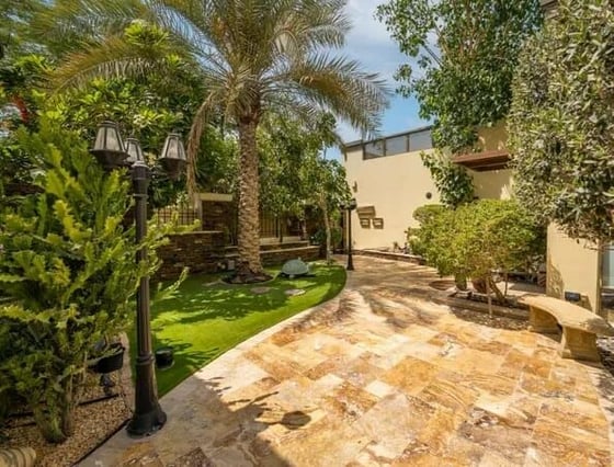 Fully Upgraded | Landscaped | Move In Today, picture 2