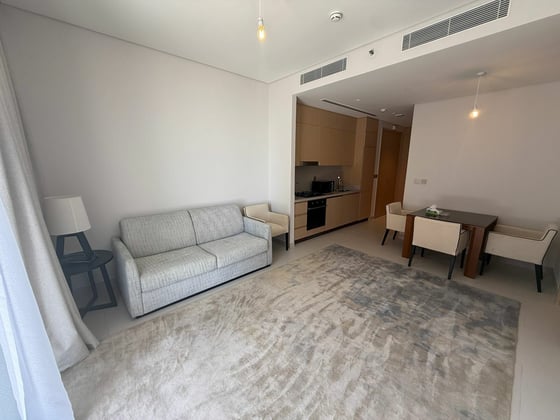 Vacant | Prime location | Furnished....., picture 2