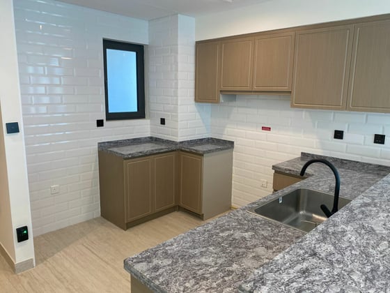 Corner Unit  |  Spacious  |  Lagoon Luxury, picture 6