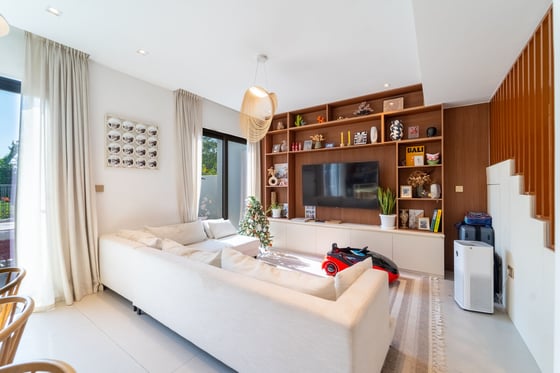 Privacy| Exceptional Upgrade | Vacant on Transfer, picture 14