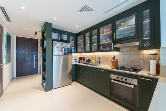 Privacy| Exceptional Upgrade | Vacant on Transfer, picture 15