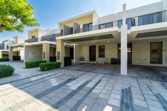 Privacy| Exceptional Upgrade | Vacant on Transfer, picture 13