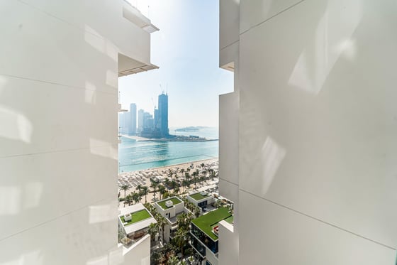 Sea View | High Floor | Furnished | Vacant, picture 2