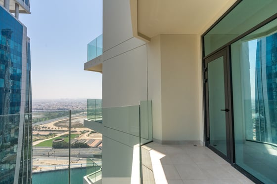 Prime Location | Fully Upgraded | Largest Layout, picture 11