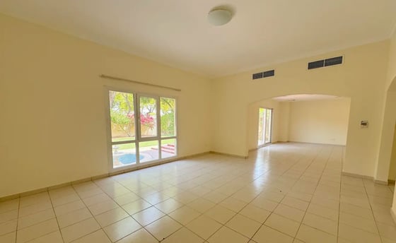 Spacious | Landscaped View | Ready to Move, picture 3