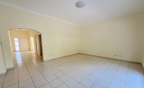 Spacious | Landscaped View | Ready to Move, picture 8