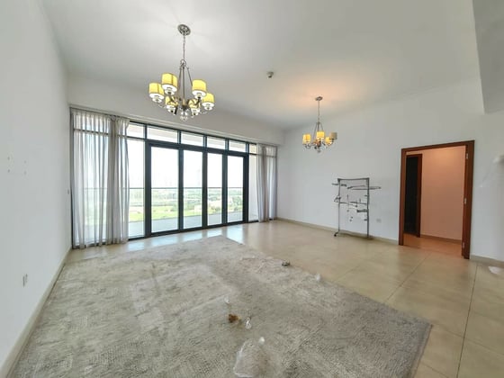 Chiller Free | Golf View | Maid's Room.., picture 2