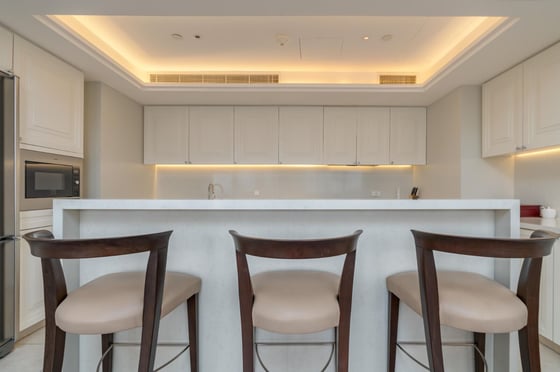 Prestigious Building | Spacious | High floor, picture 5