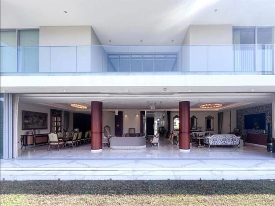 Custom Built | Luxury Living | Private Pool, picture 2
