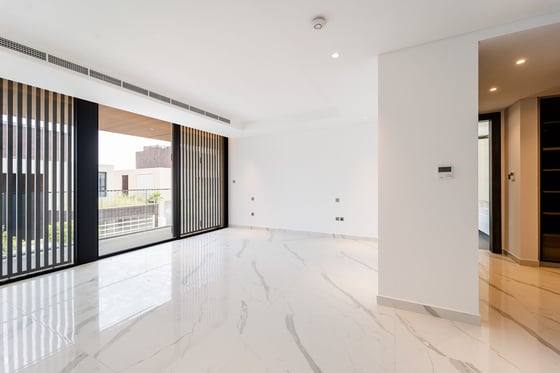 Luxury Villa | Massive Plot | Exquisite Finishing, picture 32