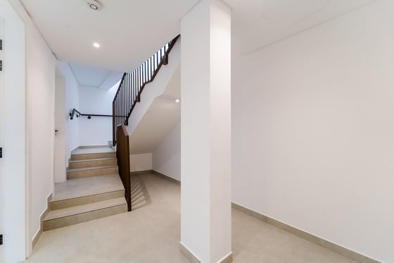 Luxury Villa | Massive Plot | Exquisite Finishing, picture 45