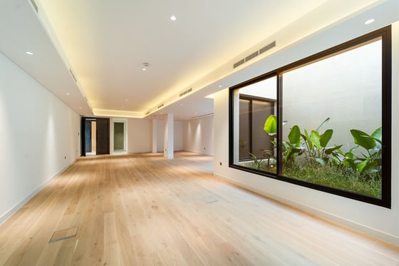 Luxury Villa | Massive Plot | Exquisite Finishing, picture 22