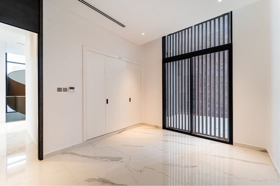 Luxury Villa | Massive Plot | Exquisite Finishing, picture 44