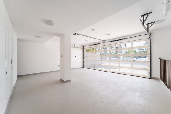 Luxury Villa | Massive Plot | Exquisite Finishing, picture 25