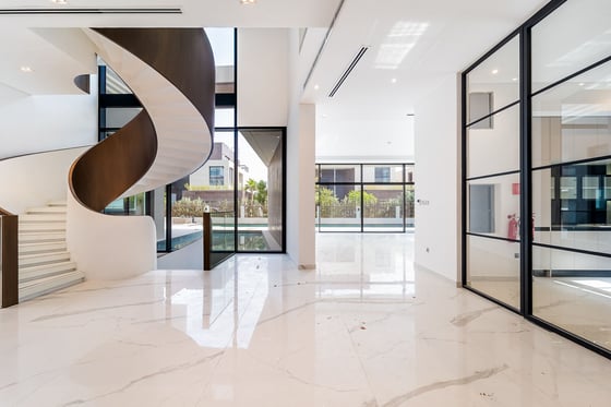 Luxury Villa | Massive Plot | Exquisite Finishing, picture 5
