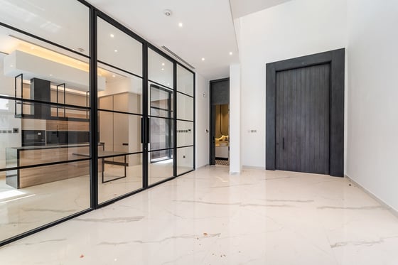 Luxury Villa | Massive Plot | Exquisite Finishing, picture 9