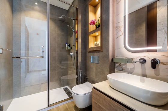 Private Pool | Single Row | Corner Plot., picture 13