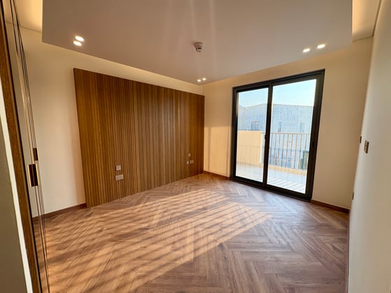 Vacant  |  Modern  Design  |  Single Row, picture 10