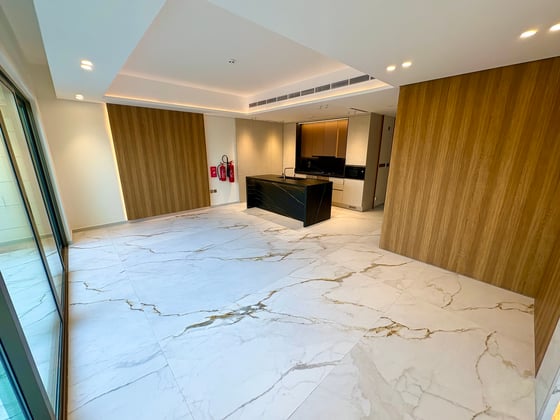 Vacant  |  Modern  Design  |  Single Row, picture 1