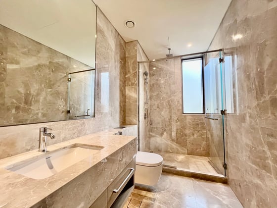 Luxury Living | Burj View | Private Pool, picture 9