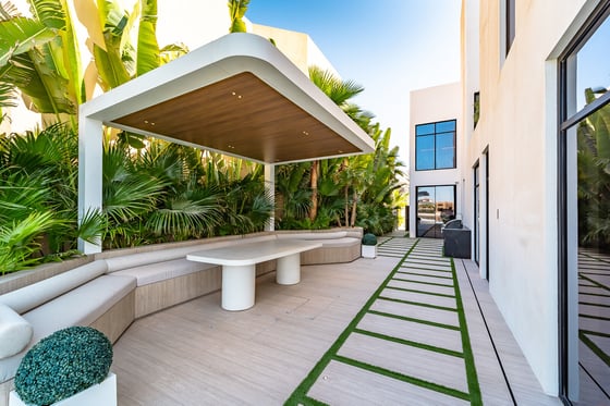 Elegant Living | Full Atlantis View | Brand New, picture 34