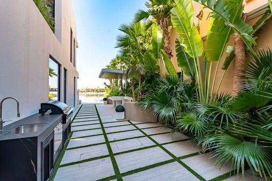 Elegant Living | Full Atlantis View | Brand New, picture 35