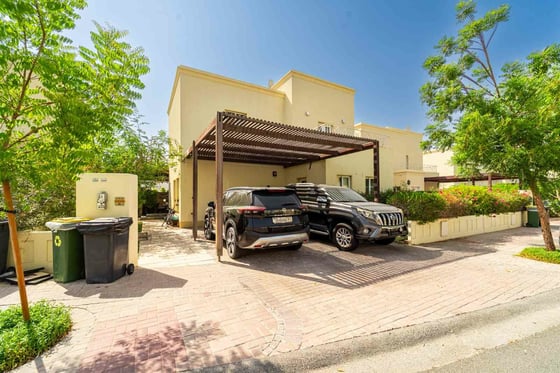 Upgraded | Private Garden | Detached Villa, picture 2