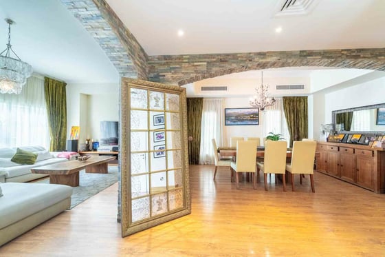 Upgraded | Private Garden | Detached Villa, picture 5