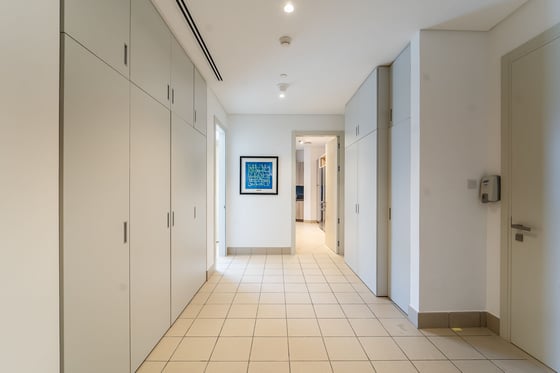 Luxurious | Half-Floor | Canal Views...., picture 17