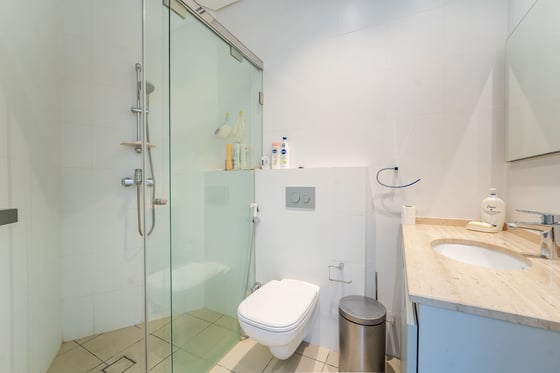 Luxurious | Half-Floor | Canal Views...., picture 27