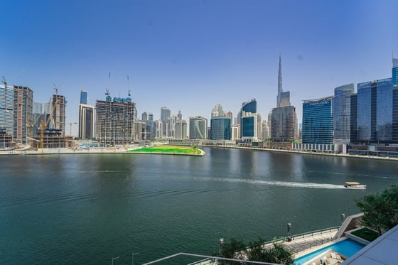 Luxurious | Half-Floor | Canal Views...., picture 1