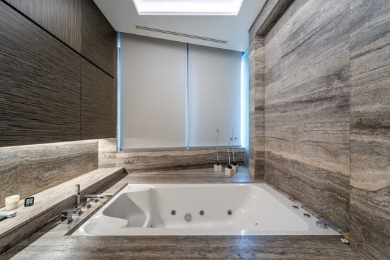 Luxurious | Half-Floor | Canal Views...., picture 32