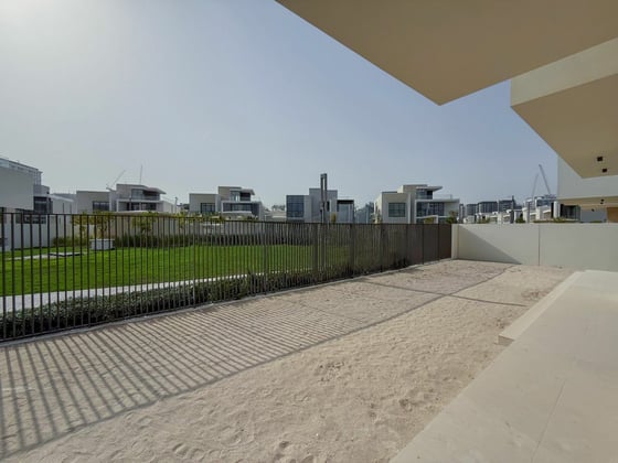 Luxury Villa | Rooftop Terrace | Panoramic Views, picture 21