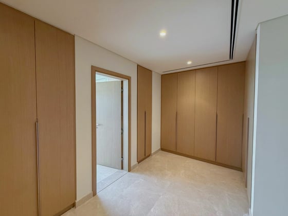 Luxury Villa | Rooftop Terrace | Panoramic Views, picture 13